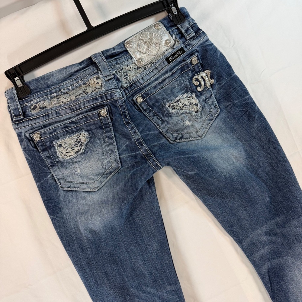 Miss Me Signature Rise Bootcut Jeans Lace Distressed Dark Wash Size 28X31 Y2K
